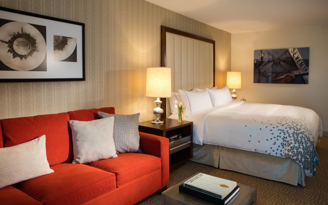 Renaissance Newark Airport Hotel