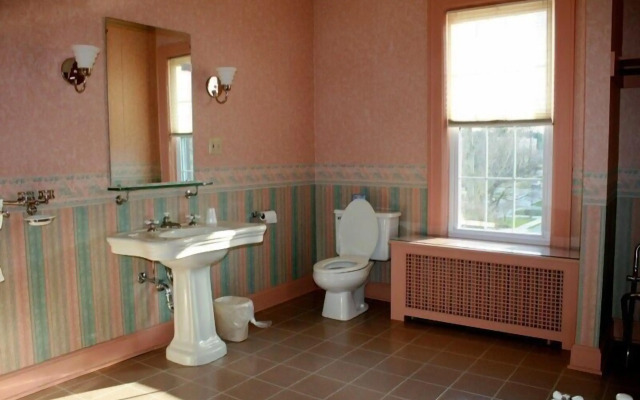 The Cozy Afghan Bed & Breakfast