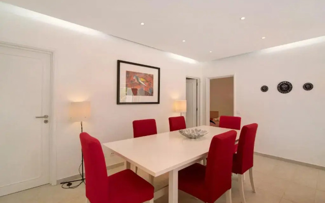 Large apartment in Vale do Lobo