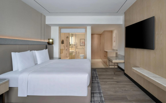 Courtyard by Marriott Mumbai International Airport – Guest Rooms – Mumbai