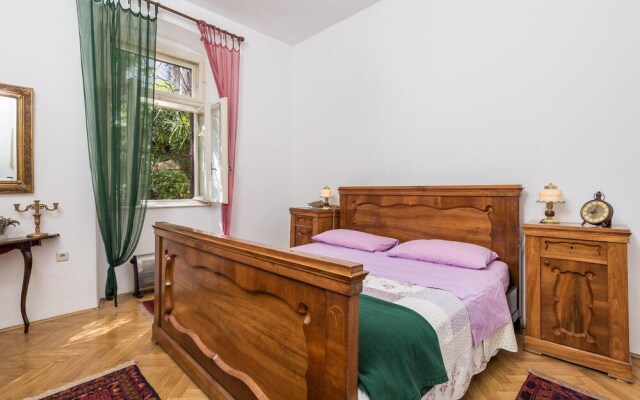 Nice Apartment in Opatija With Wifi and 1 Bedrooms