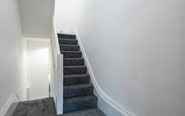 Favour Spacious Inn By Jesouth