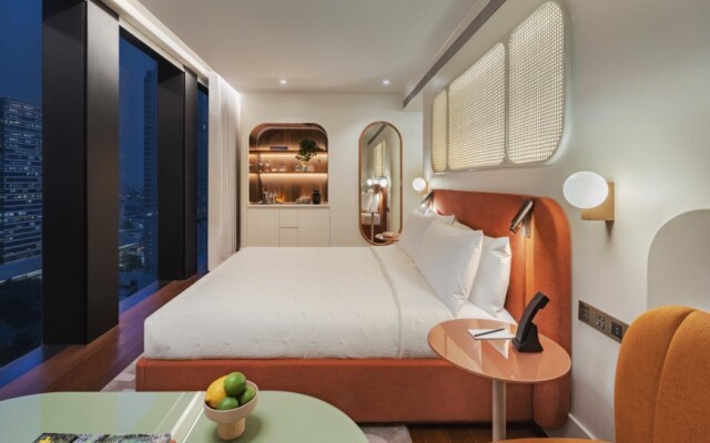 The Standard, Bangkok Mahanakhon