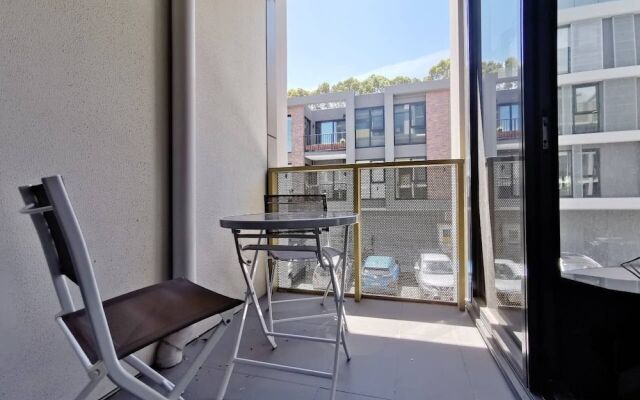 Hawthorn Elegant Lifestyle 1 Bedroom Apartment