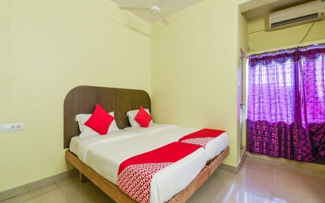 OYO 15011 Blue Homes