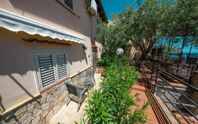 L Arca Residence