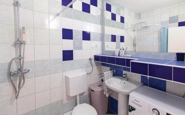 Nice Home in Komarna With Wifi and 3 Bedrooms