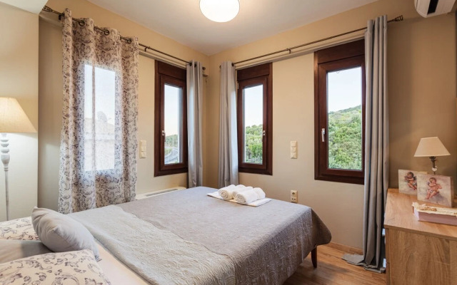 Seaside Getaway - Aelia Villa's Dreamy Paradise