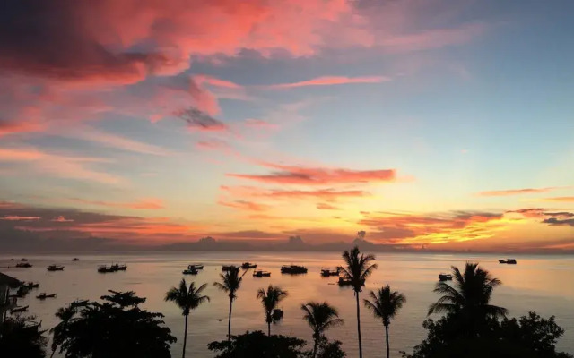 Oasis Hotel-Pods - Adults Only