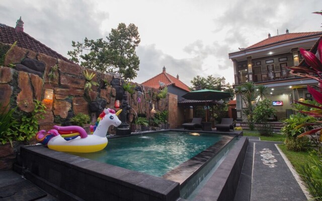 Win House Ubud by Supala
