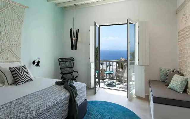 Amyth of Mykonos Super Paradise
