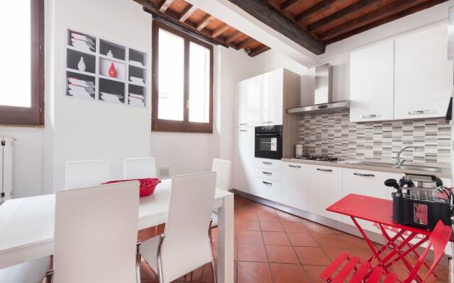 Short-let Florence Apartment Parione