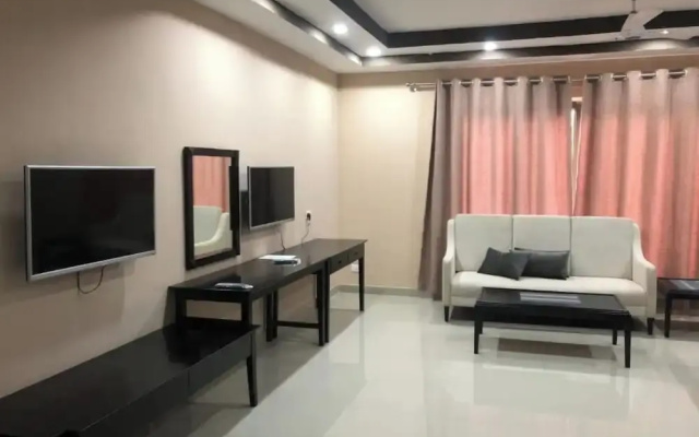 Palm Kalash Hotel