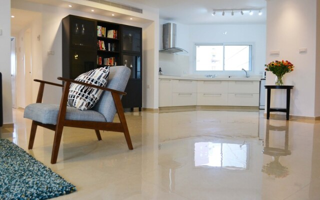 NEW 3BDR parking-swimming-Sea&Sun RA2