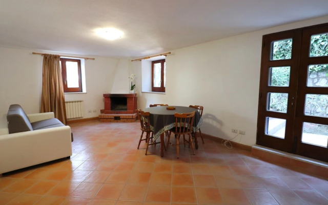 Ulivi Apartment
