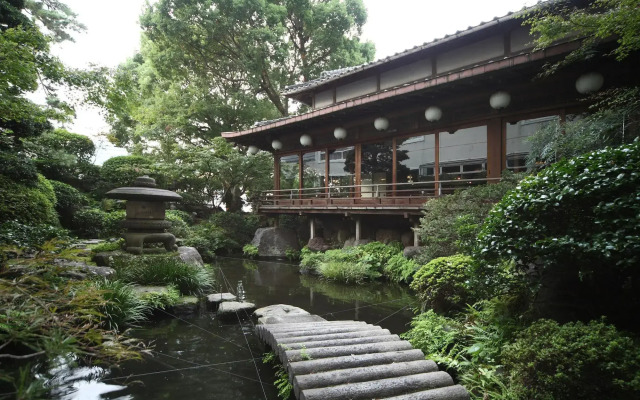 Hotel Shiragiku