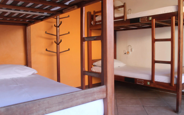 Bamboo Búzios Hostel