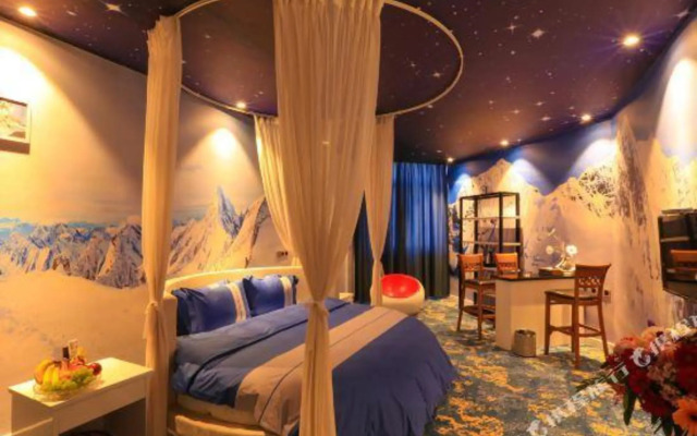Weilisi Themed Hotel