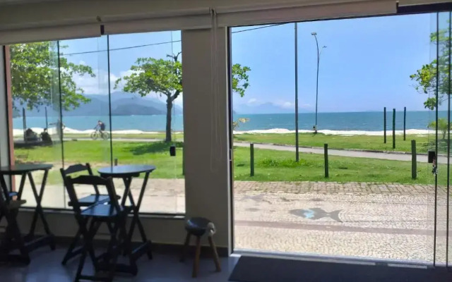 Mar em Casa Suítes