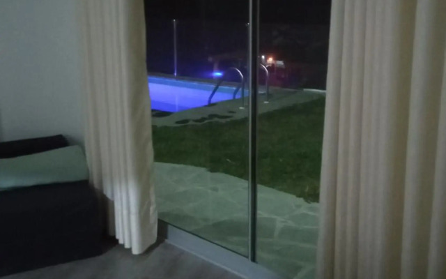 Encantador y Rustico