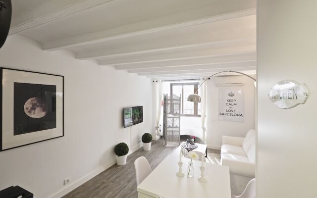 The White Flats Sant Antoni