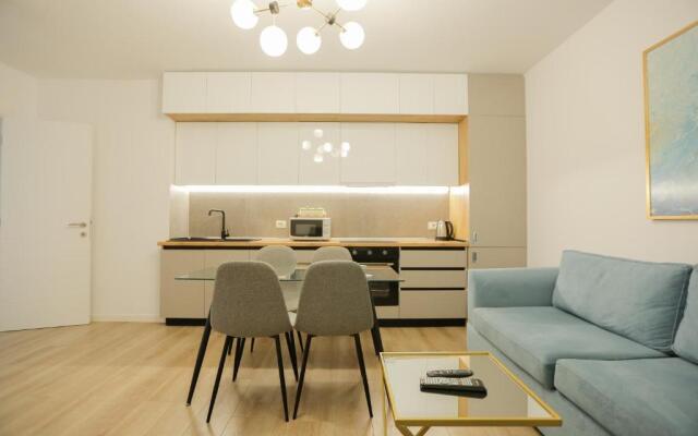 Miku Apartment-Premium 2BD At Wilson Squear