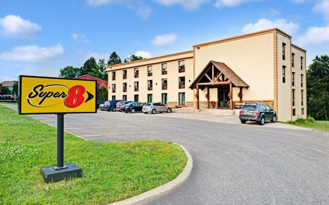 Travelodge Huntsville Ontario