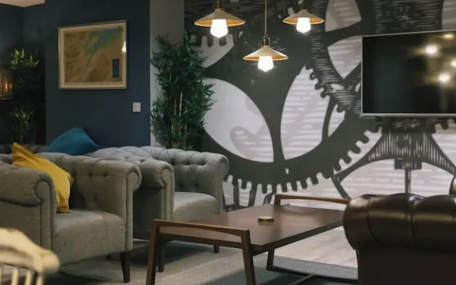 Student Only George Street