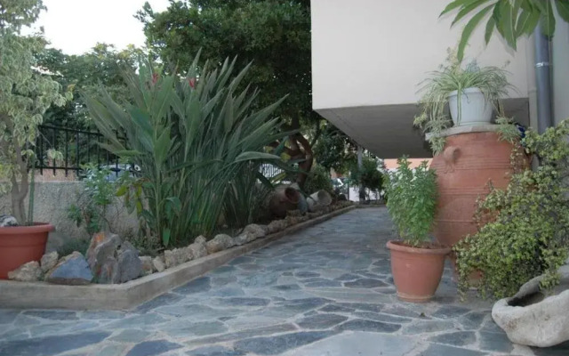 Rosy's House