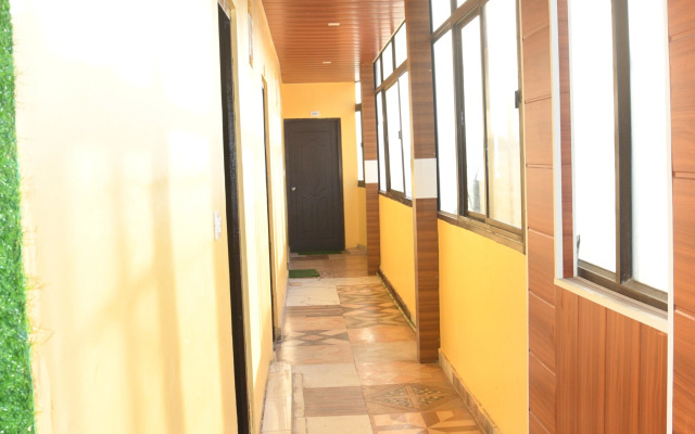 Hotel Mountain View And Rooftop Restaurant