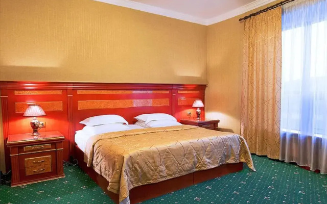 Hotel Atis
