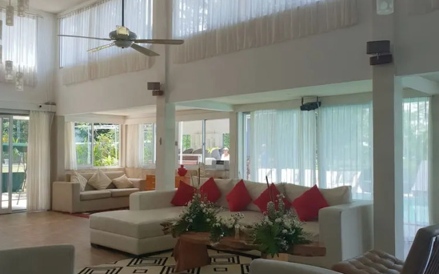 Villa Hati Indah
