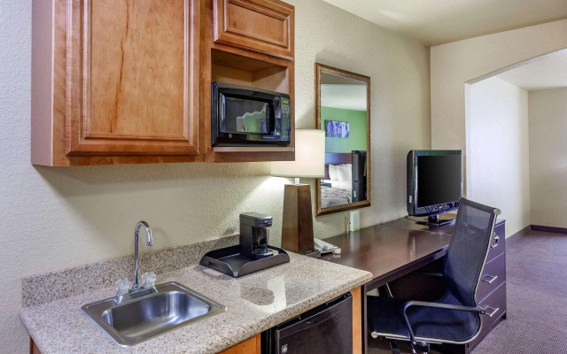 Sleep Inn & Suites Hewitt - South Waco