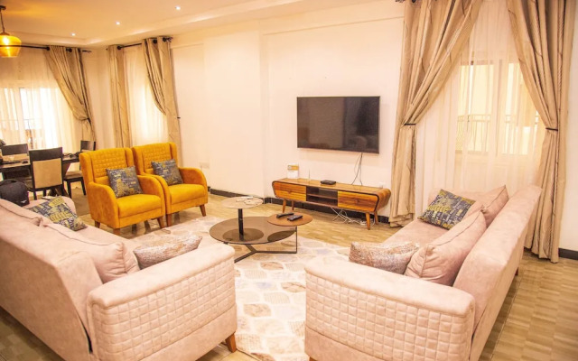 Earls Court Spintex Apartment