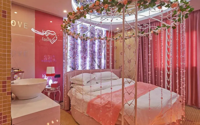 Wan Love Couple Hotel