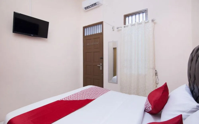 OYO 885 Tangkul Residence