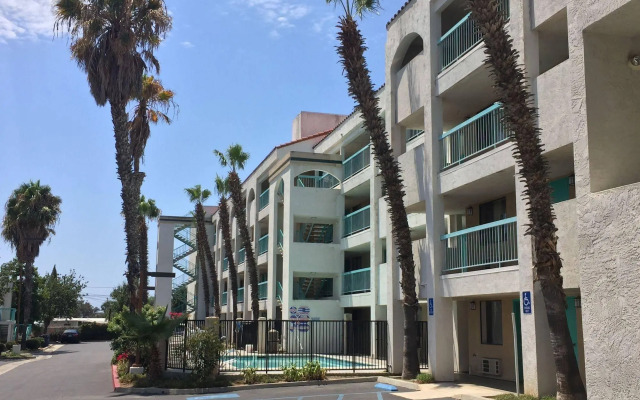 Travel Inn Chula Vista