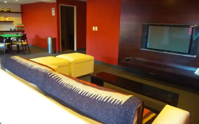 Hotel Mil 810