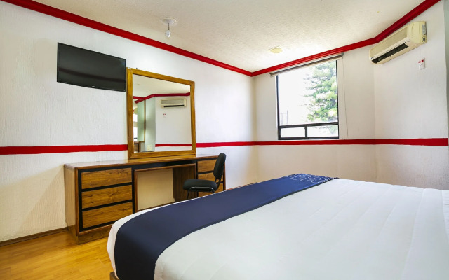 Capital O Hotel Casa Blanca, Morelia