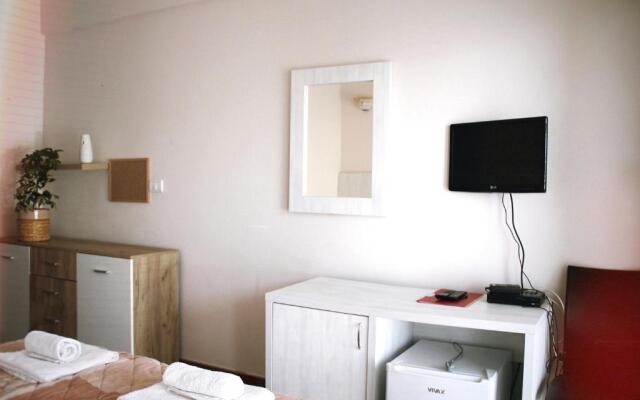 Mila & Aleksandr Apartments