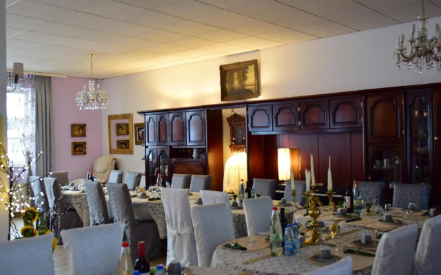 Hotel Attache Frankfurt Airport Raunheim