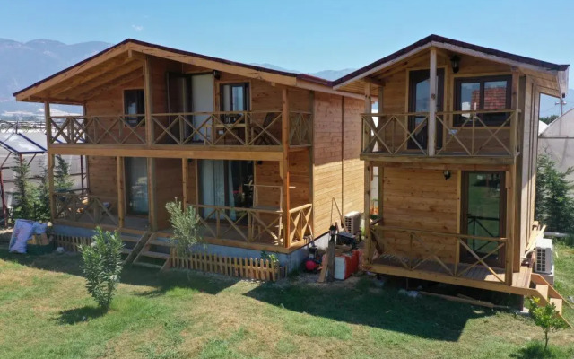 Em-Ba Butik Bungalow