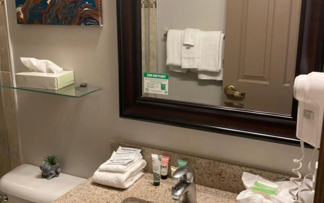 Ashley Quarters Hotel Cincinnati Airport