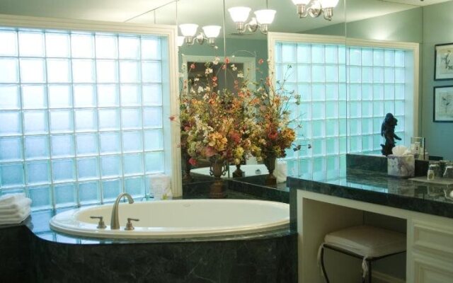 The Sanford House Inn & Spa