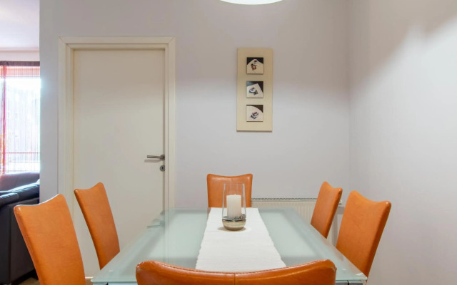 Flexible SelfCheckIns 31 - Zagreb - Garage - Loggia - New