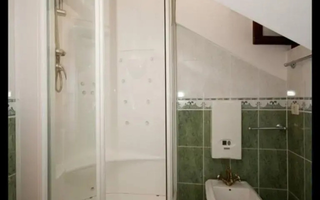 Apartments Peline 21