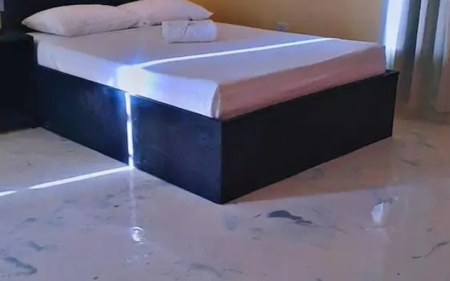 Comfortable Suite in Town