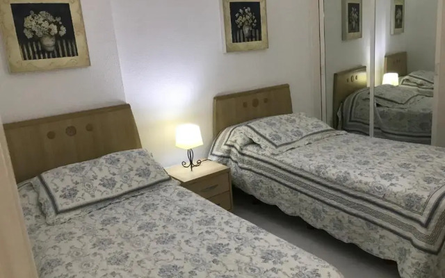 Parque Miraflores Nr. 218. Tennis & South-west seawiew