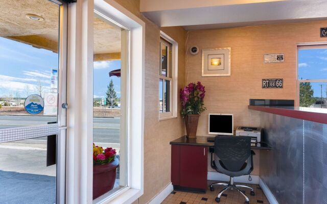 Kings House Motor Hotel