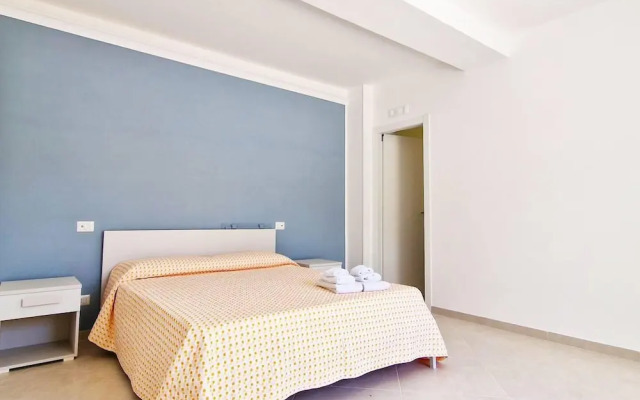 Villa in Lemon Grove With Sea Views & Sea Breeze